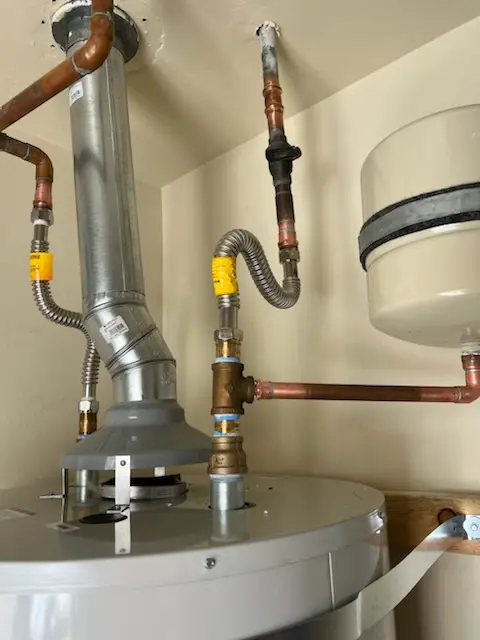 Water heater installation and plumbing repair in Clearbrook